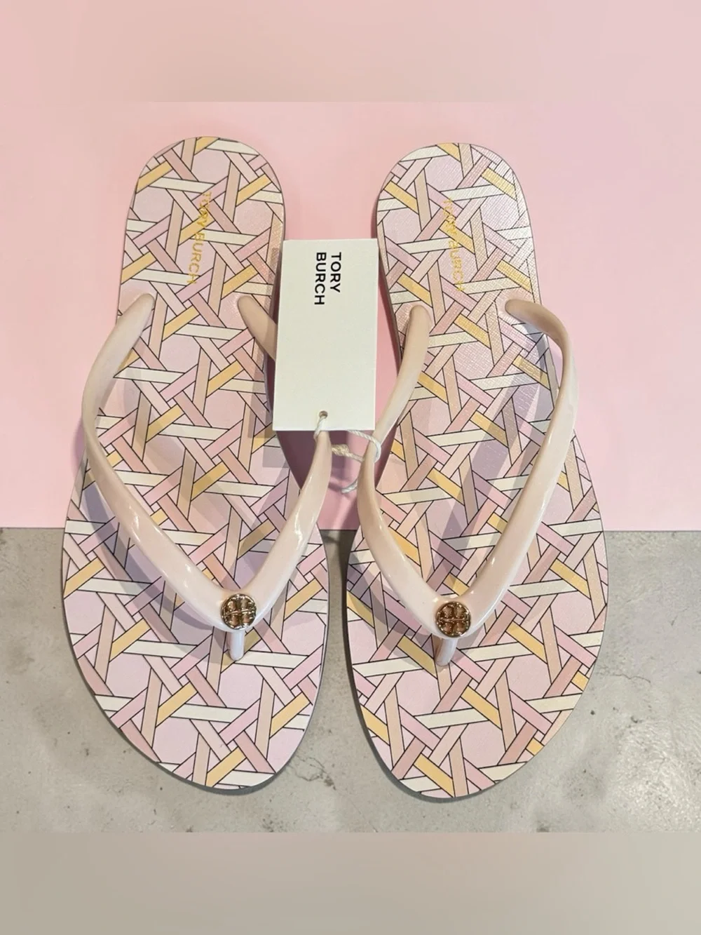 Tory Burch Pastel Pink Patterned Thong Sandals 💗